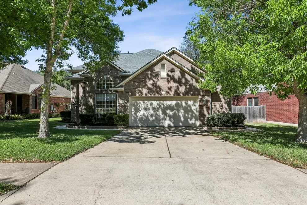 Unit for sale at 15008 Thatcher DR, Austin, TX 78717