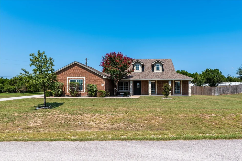 Unit for sale at 1114 County Road 3371, Kempner, TX 76539
