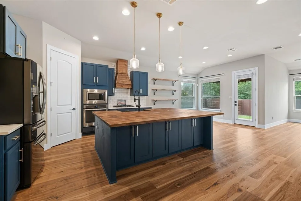 Unit for sale at 1400 Little Elm TRL, Cedar Park, TX 78613