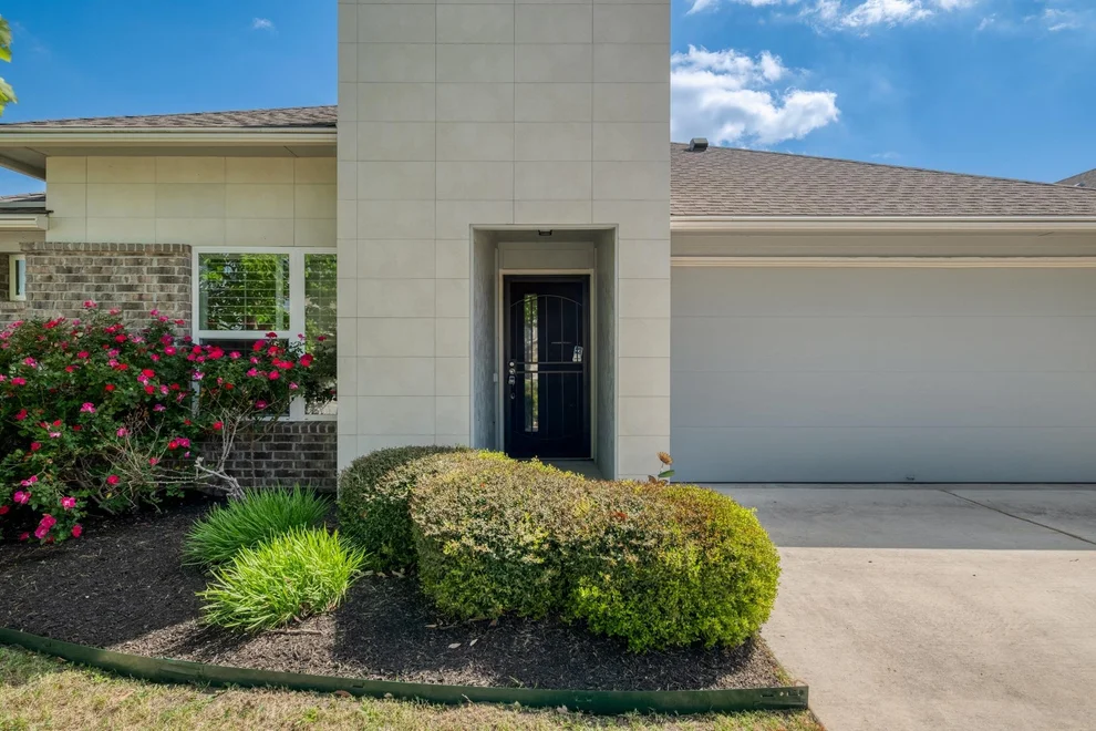 Unit for sale at 16400 Fetching Ave, Manor, TX 78653