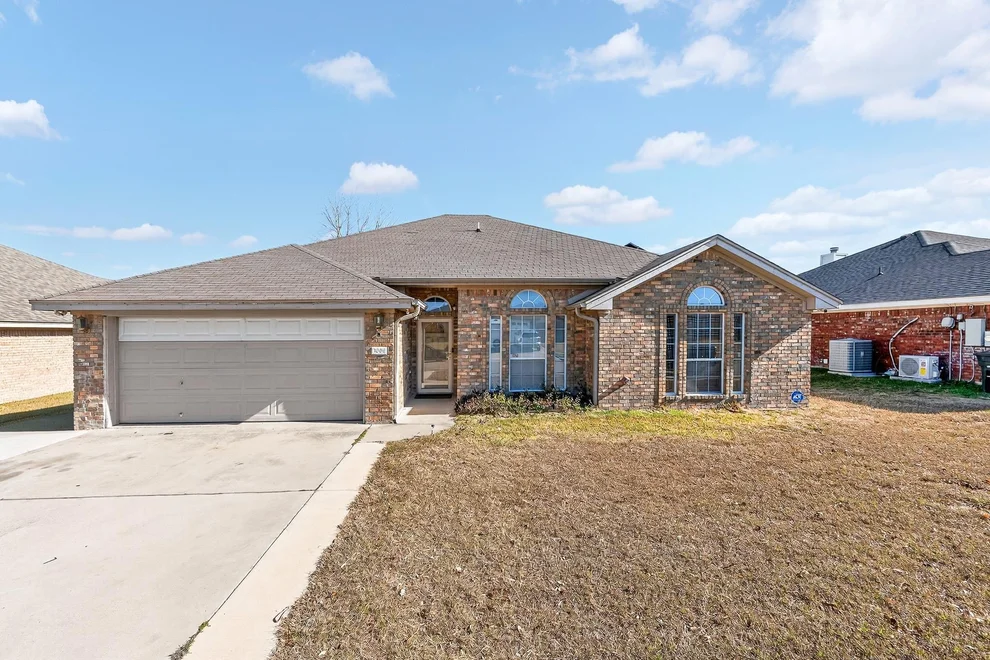 Unit for sale at 3004 Lavender LN, Killeen, TX 76549