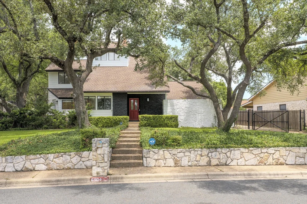 Unit for sale at 6904 Rusty Fig DR, Austin, TX 78750