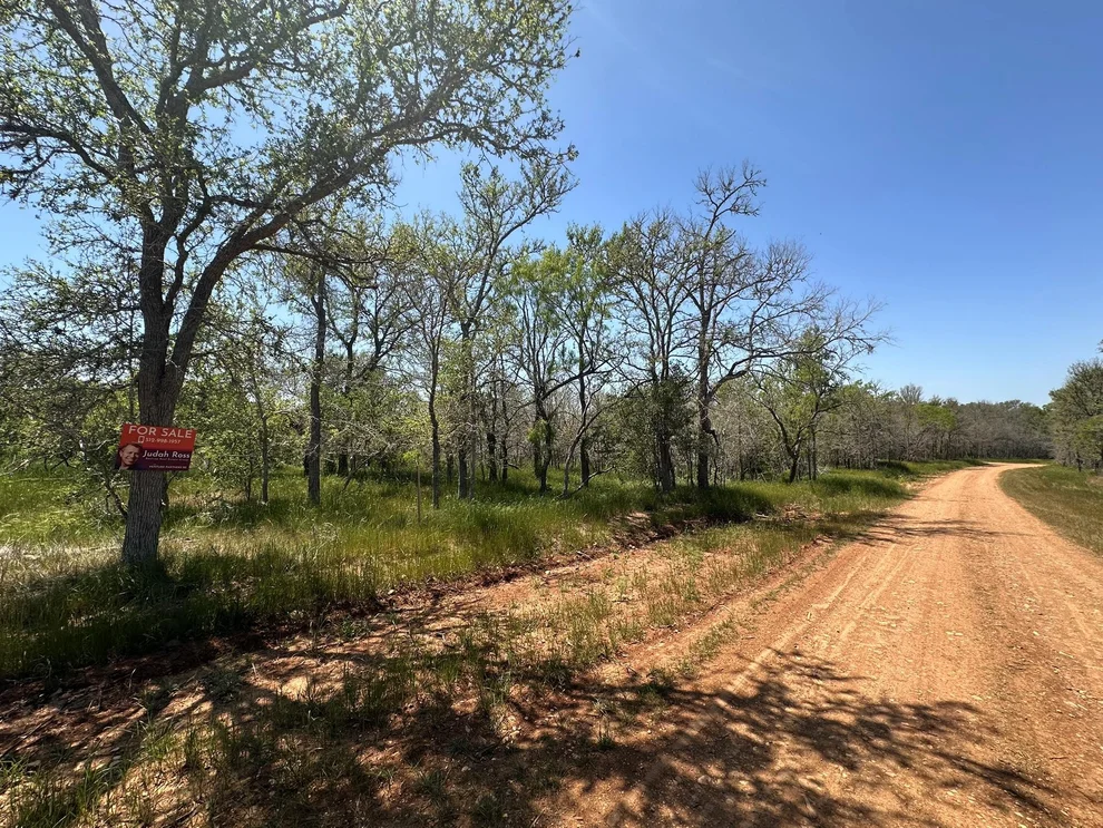 Unit for sale at 269 Iva LN, Bastrop, TX 78602