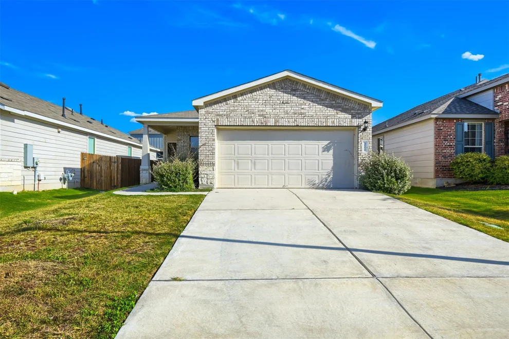 Unit for sale at 324 Harper LN, Georgetown, TX 78626