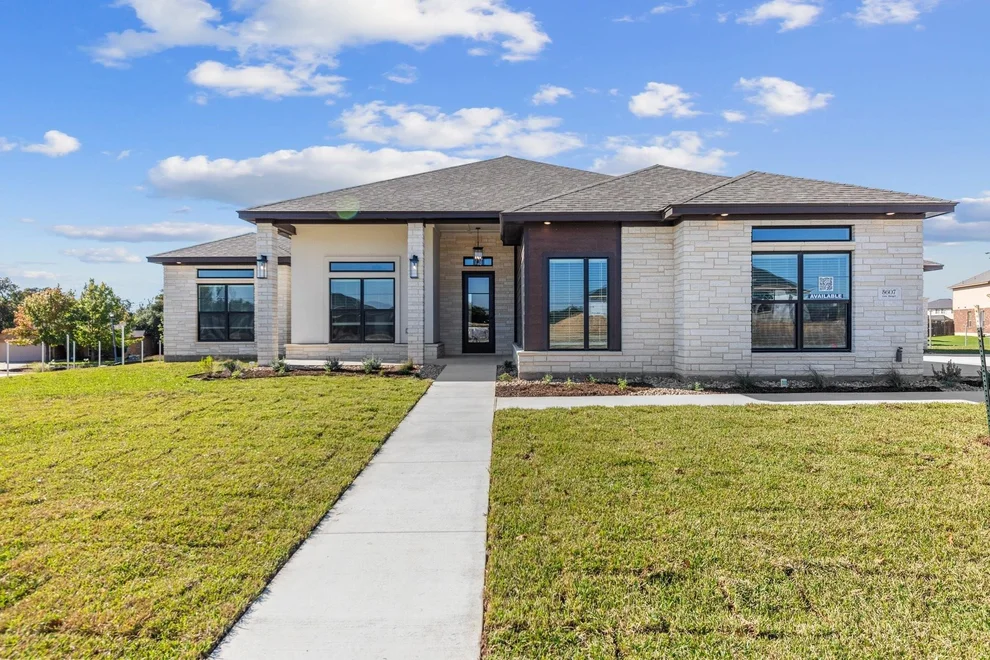 Unit for sale at 5607 Lone Ranger CT, Killeen, TX 76542