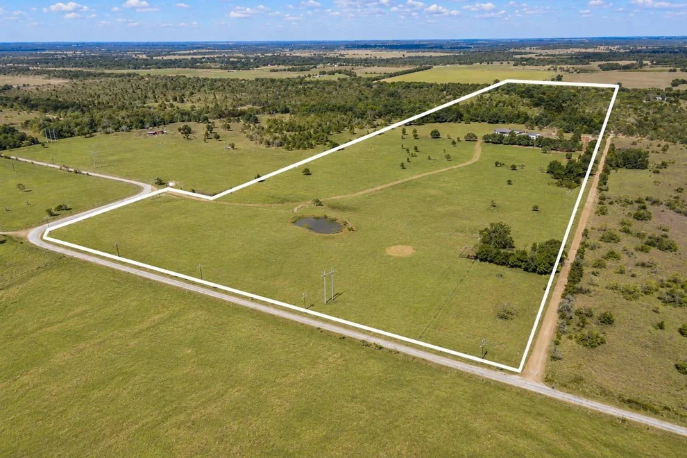 Unit for sale at 3995 COUNTY ROAD 405, Lexington, TX 78947