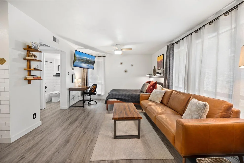 Unit for sale at 1405 Hartford RD, Austin, TX 78703