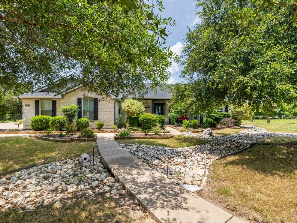 Unit for sale at 1702 Del Paso, Leander, TX 78641