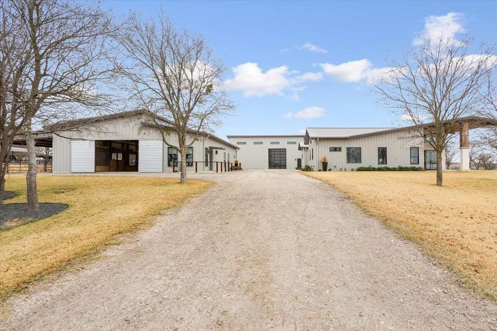 Unit for sale at 11579 Willow Grove Road, Moody, TX 76557
