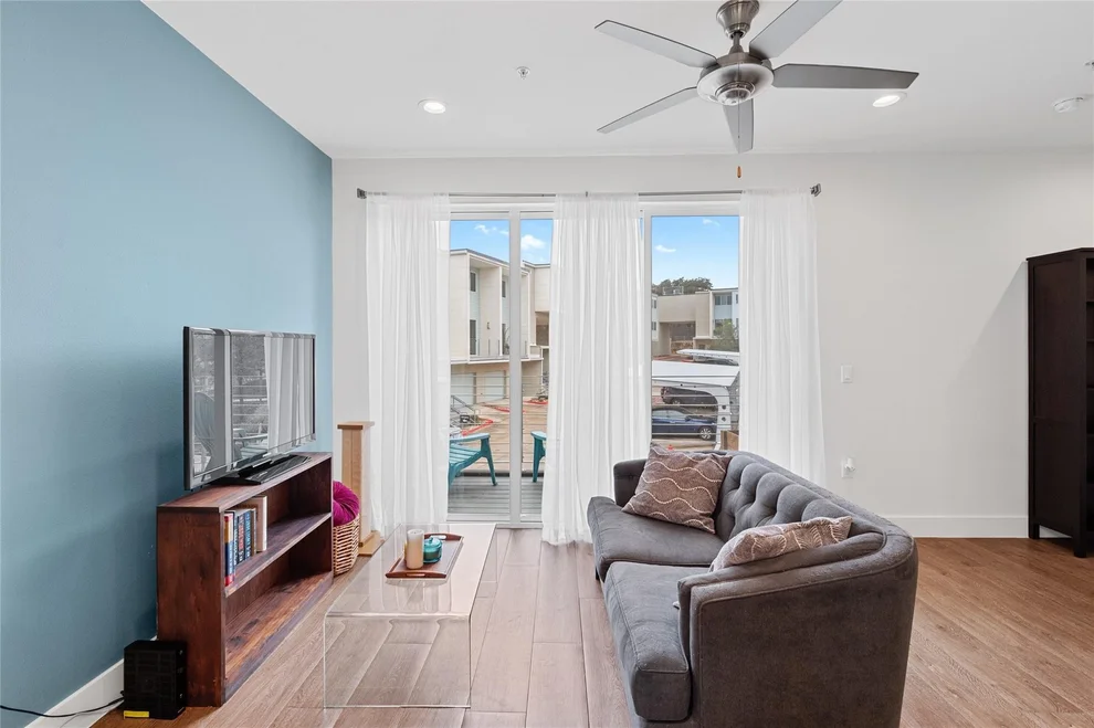 Unit for sale at 604 N Bluff DR, Austin, TX 78745