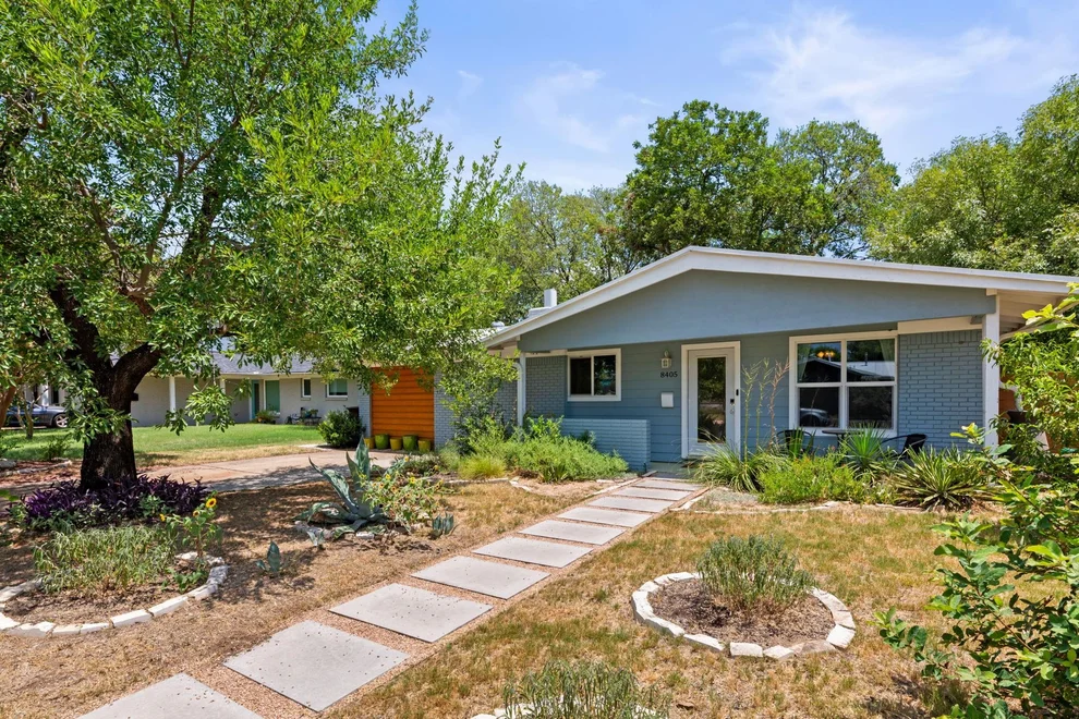 Unit for sale at 8405 Rockwood LN, Austin, TX 78757
