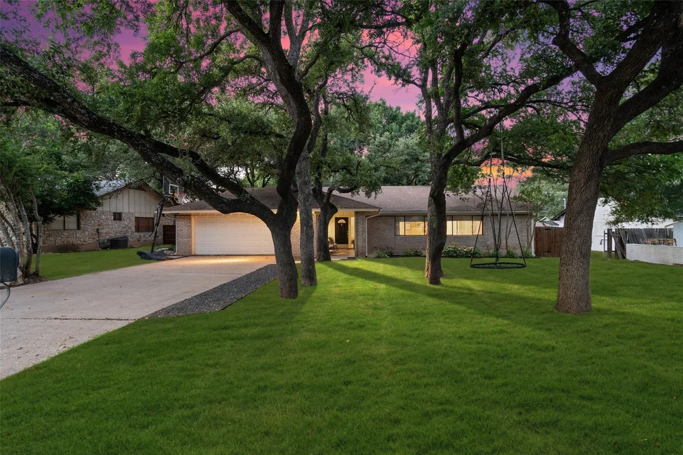 Unit for sale at 4406 Balcones Woods DR, Austin, TX 78759