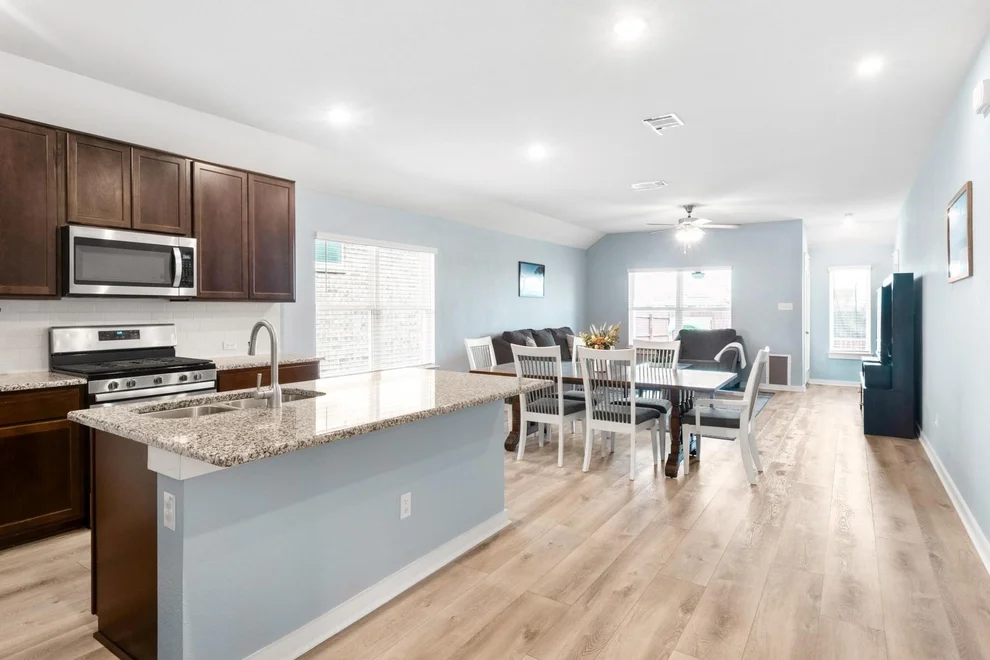 Unit for sale at 17109 Calipatria LN, Pflugerville, TX 78660