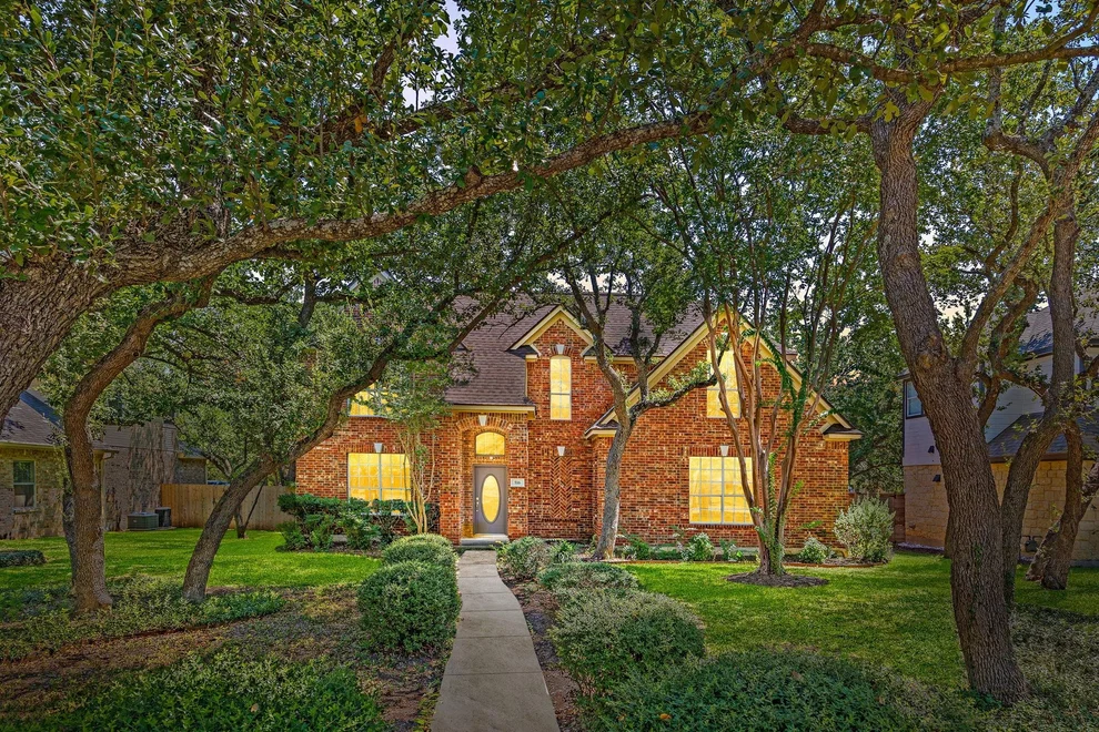 Unit for sale at 516 Oakwood BLVD, Round Rock, TX 78681