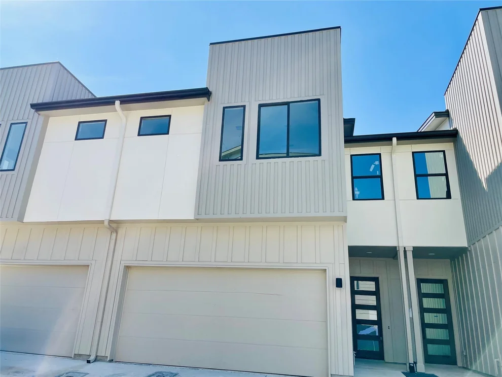 Unit for sale at 1811 Webberville RD, Austin, TX 78721
