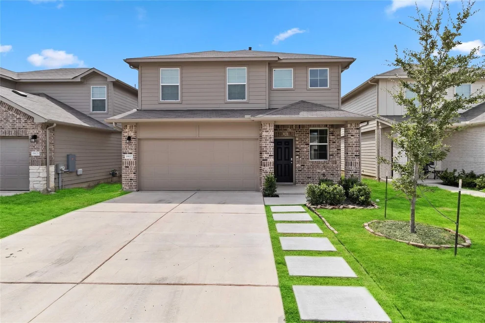 Unit for sale at 19117 Bear Grass DR, Elgin, TX 78621