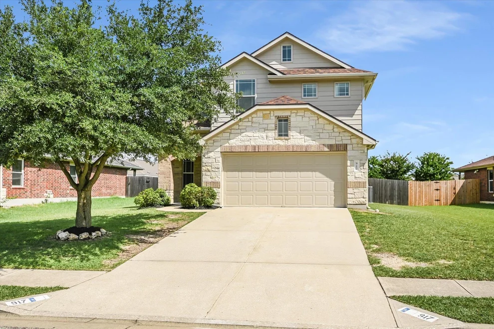 Unit for sale at 917 Ranchero RD, Leander, TX 78641