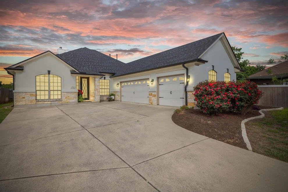 Unit for sale at 205 Cherry Laurel DR, Cedar Park, TX 78613