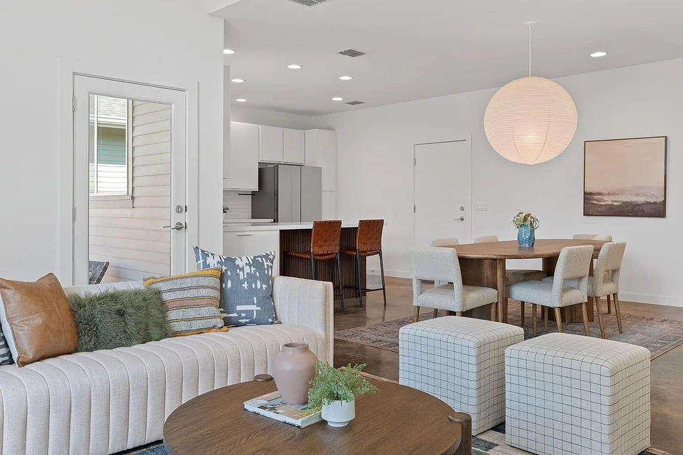 Unit for sale at 5616 S 1st ST, Austin, TX 78745