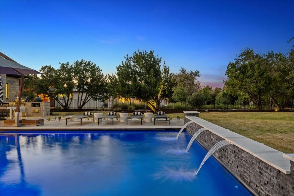 Unit for sale at 7817 Orisha DR, Austin, TX 78739