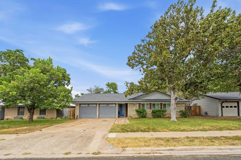 Unit for sale at 7004 Whispering Oaks DR, Austin, TX 78745