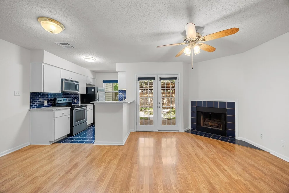 Unit for sale at 9226 Jollyville RD, Austin, TX 78759