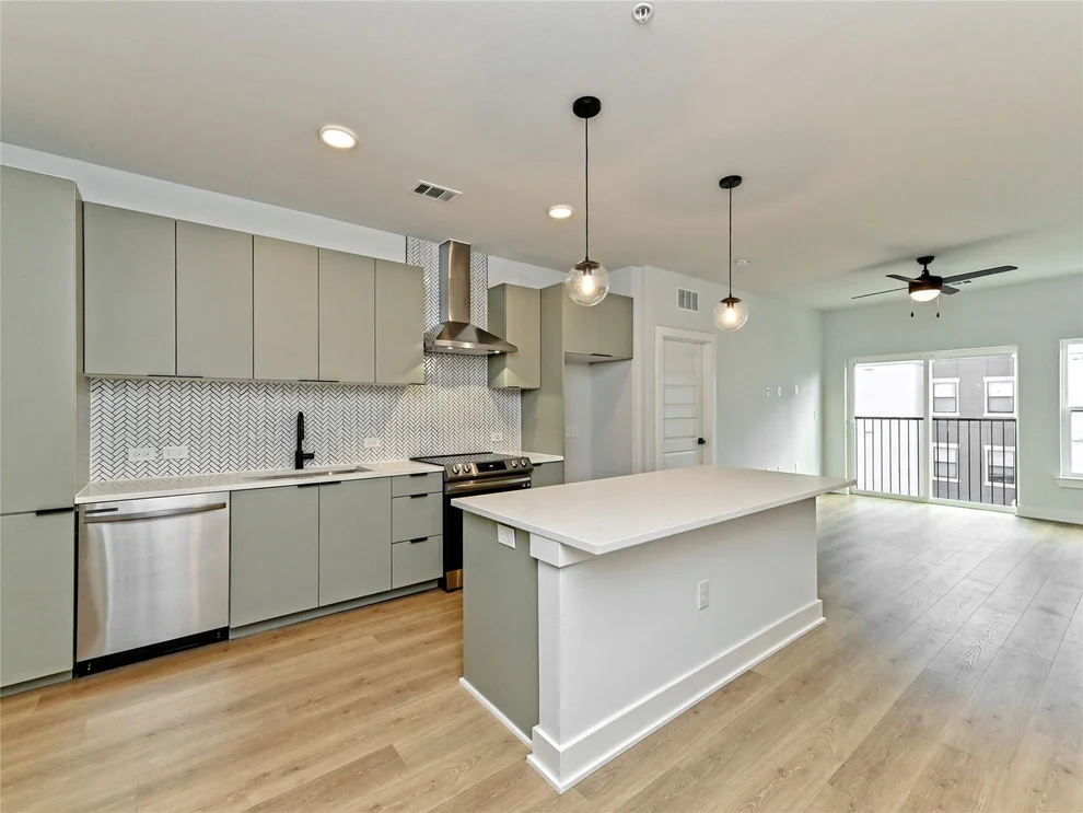 Unit for sale at 2500 Longview ST, Austin, TX 78705