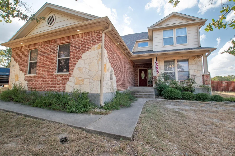 Unit for sale at 326 Sunrise HLS, Lampasas, TX 76550