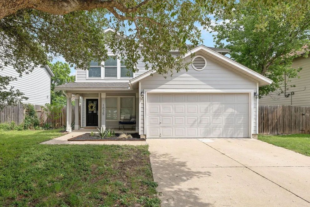 Unit for sale at 1025 Canterbury TRL, Georgetown, TX 78626