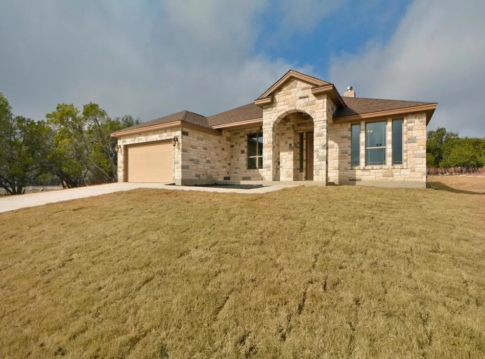 Unit for sale at 208 Venture BLVD S, Point Venture, TX 78645