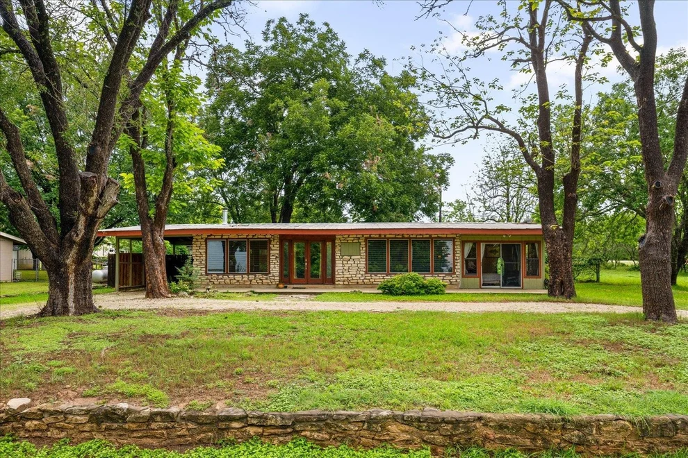 Unit for sale at 601 Robin Nest, Canyon Lake, TX 78133