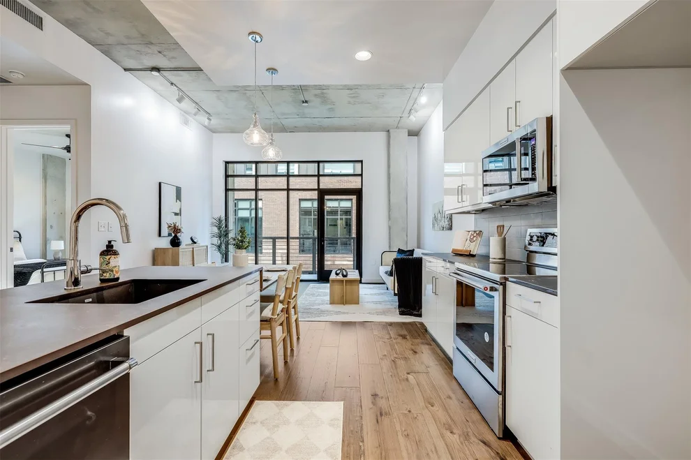 Unit for sale at 1501 E 4th ST, Austin, TX 78702