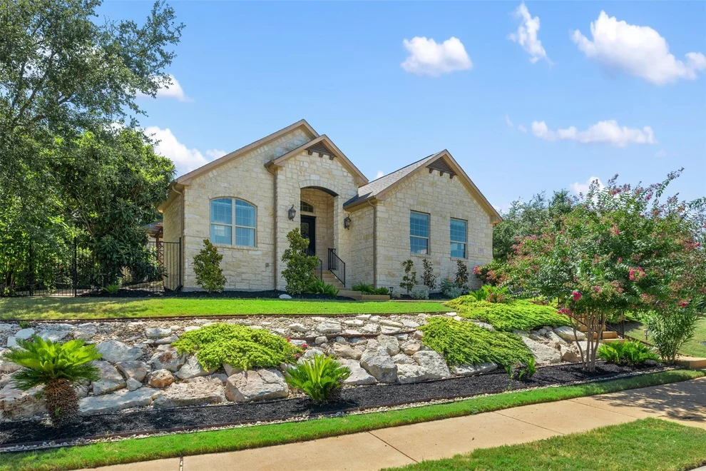 Unit for sale at 315 Duffy LN, Austin, TX 78738