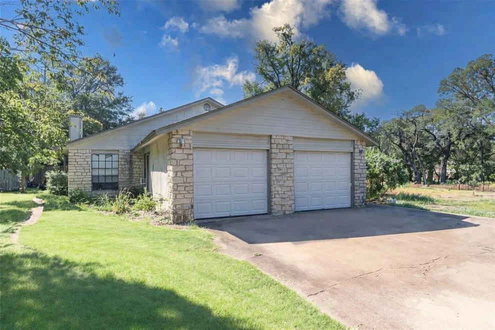 Unit for sale at 12003 N Commonwealth WAY, Austin, TX 78759