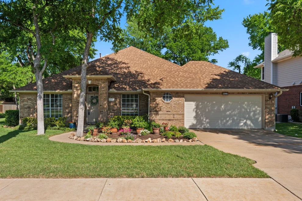 Unit for sale at 803 Oak Park DR, Round Rock, TX 78681
