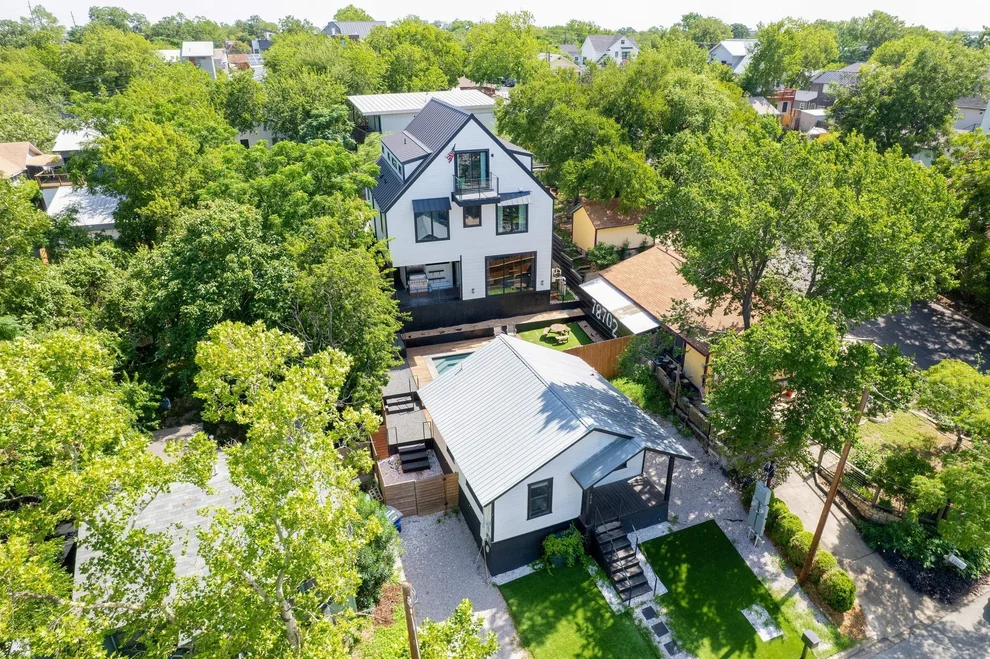 Unit for sale at 1914 E 8th ST, Austin, TX 78702