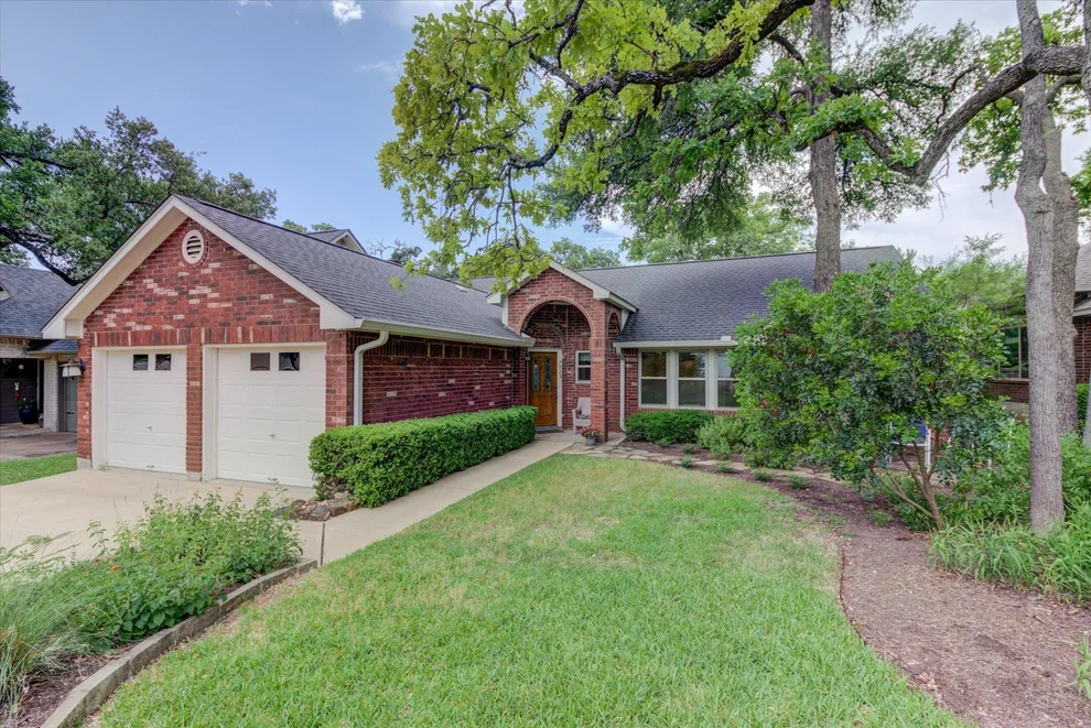 Unit for sale at 7925 Wheel Rim CIR, Austin, TX 78749