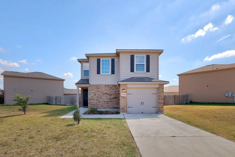 Unit for sale at 4029 Cressler LN, Jarrell, TX 76537