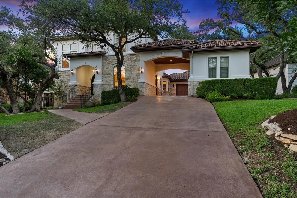 Unit for sale at 18 Hedgebrook WAY, The Hills, TX 78738