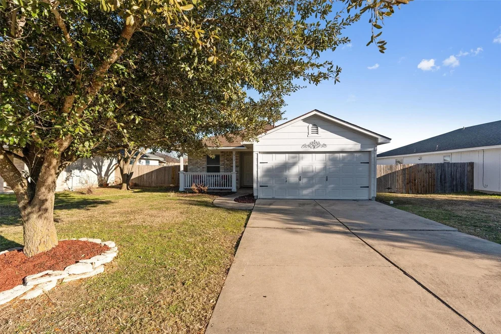 Unit for sale at 512 Mitchell DR, Hutto, TX 78634