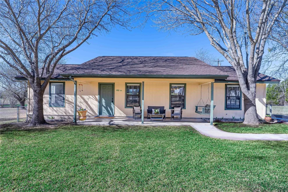 Unit for sale at 830 Live Oak TRL, Liberty Hill, TX 78642