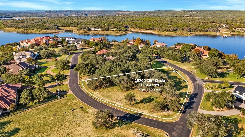 Unit for sale at 25700 Cliff Circle, Spicewood, TX 78657