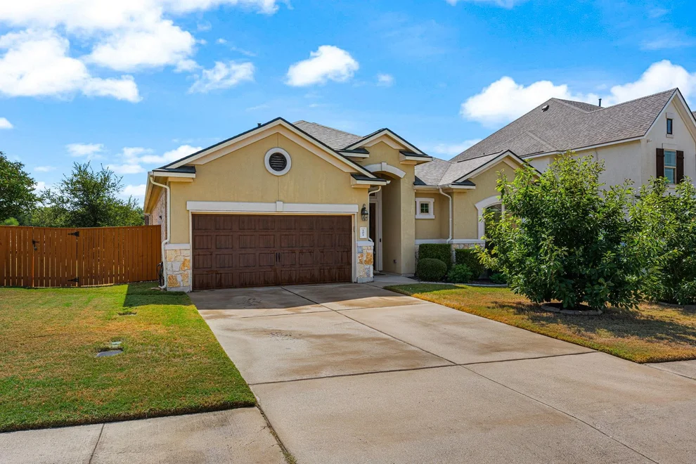 Unit for sale at 101 Fort Richardson DR, Georgetown, TX 78628