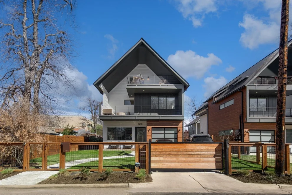 Unit for sale at 1410 E 3rd ST, Austin, TX 78702