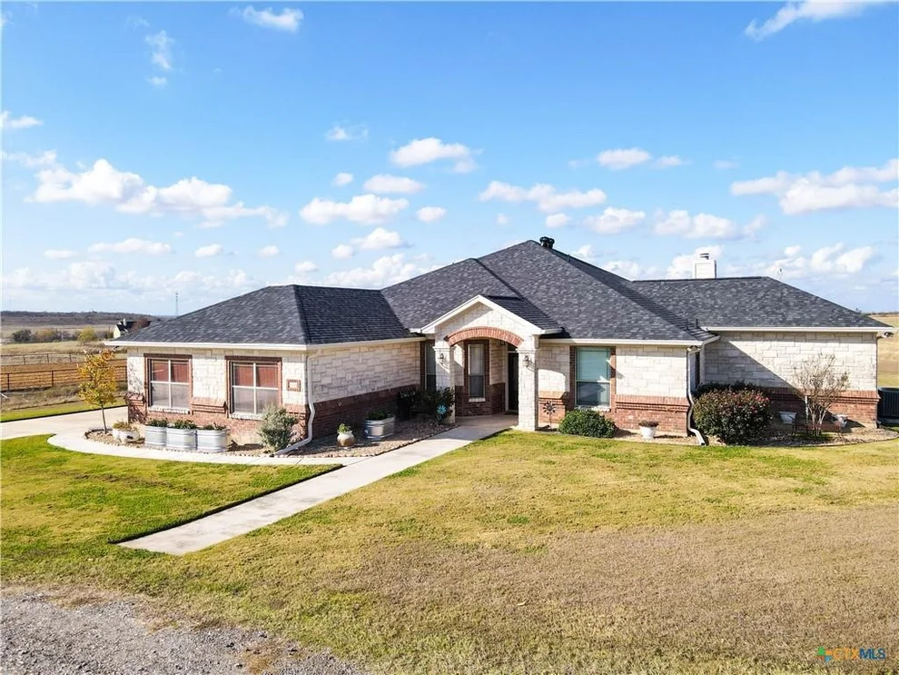 Unit for sale at 18265 Fm 2115, Salado, TX 76571