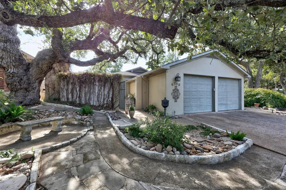 Unit for sale at 6709 Vine ST, Austin, TX 78757