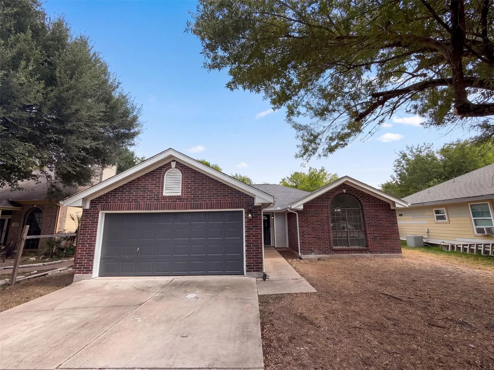 Unit for sale at 16207 Parkway DR, Pflugerville, TX 78660