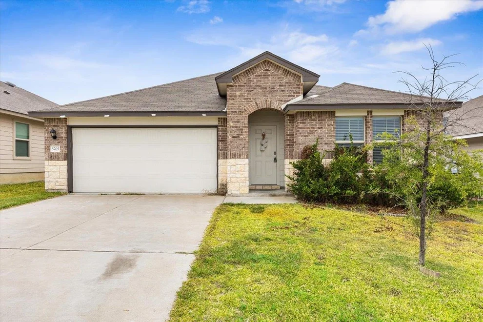 Unit for sale at 5705 Amelia Earhart BLVD, Killeen, TX 76543