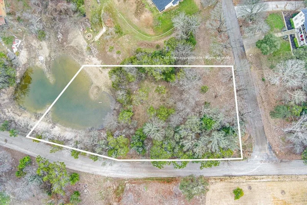 Unit for sale at 800 Hillcrest DR, Salado, TX 76571