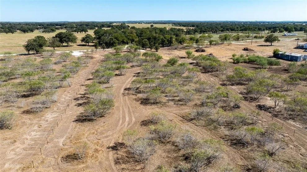 Unit for sale at 147 Spanish Oak RD, Dale, TX 78616